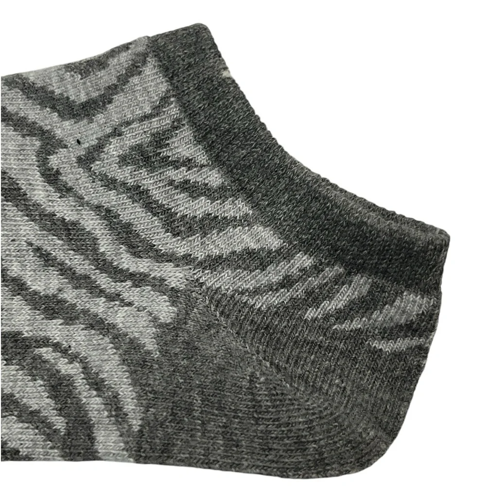 Women’s Low Cut Animal Print Socks 2 Pair Black Gray Zebra Leopard Print NEW